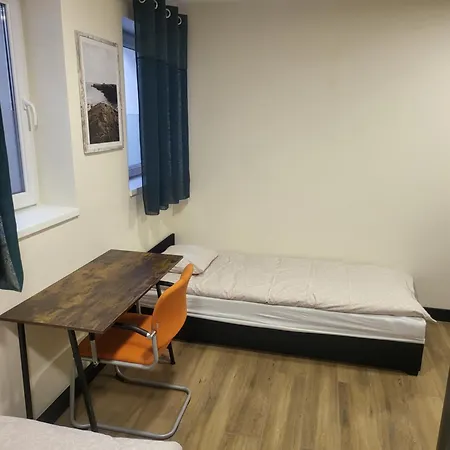 Rooms4rest Bokserska - Private For Tourists Auberge de jeunesse Varsovie