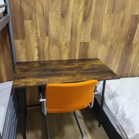 Rooms4rest Bokserska - Private For Tourists Auberge de jeunesse *