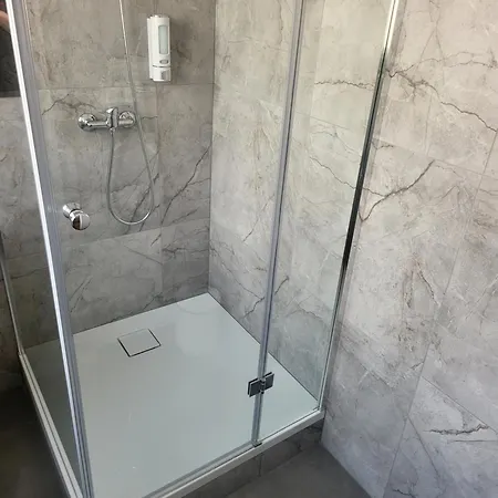 Rooms4rest Bokserska - Private For Tourists 호스텔 바르샤바